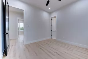 1304 Evelyn St, Houston, TX 77009 - Photo 32