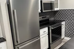 9029 Gaylord St, Houston, TX 77024 - Photo 4