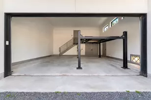 4935 Braesheather Dr, Houston, TX 77096 - Photo 28