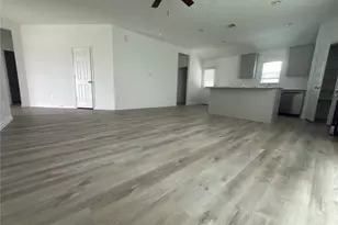 510 Oak Chase Ave, Dayton, TX 77535 - Photo 4