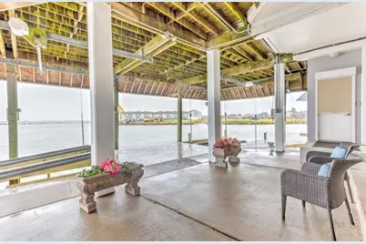 423 Hana Drive, Tiki Island, TX 77554 - Photo 42