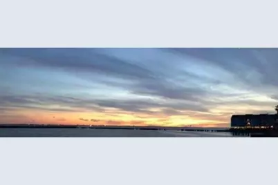 423 Hana Drive, Tiki Island, TX 77554 - Photo 6