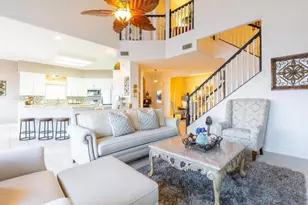 423 Hana Dr, Tiki Island, TX 77554 - Photo 8