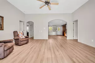10887 Royal Pines Dr, Conroe, TX 77303 - Photo 8