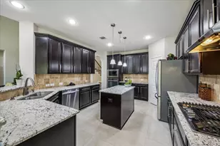 2207 Hannah Crk Ct, Pearland, TX 77089 - Photo 10