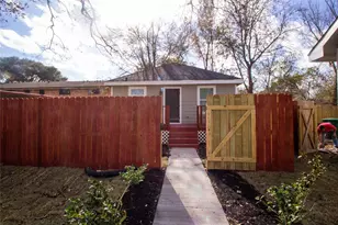 231 Betral St, Houston, TX 77022 - Photo 16