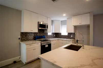 231 Betral Street, Houston, TX 77022 - Photo 12