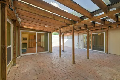 6103 Gallant Forest Drive, Houston, TX 77088 - Photo 32