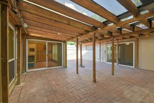 6103 Gallant Forest Dr, Houston, TX 77088 - Photo 32
