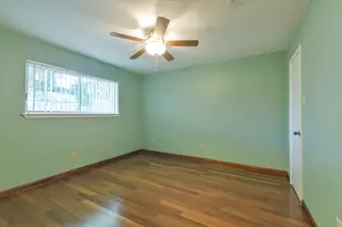 6103 Gallant Forest Dr, Houston, TX 77088 - Photo 16