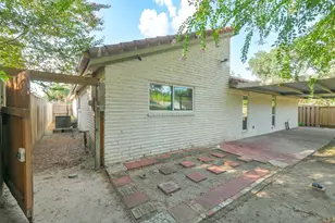 6103 Gallant Forest Dr, Houston, TX 77088 - Photo 40