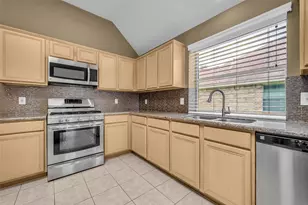 4109 Oak Point Dr, Pearland, TX 77581 - Photo 16