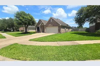 4109 Oak Point Drive, Pearland, TX 77581 - Photo 1