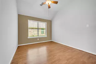 4109 Oak Point Dr, Pearland, TX 77581 - Photo 12