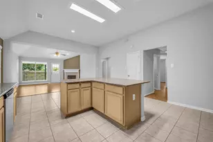 4109 Oak Point Dr, Pearland, TX 77581 - Photo 10