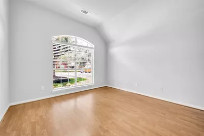 4109 Oak Point Drive, Pearland, TX 77581 - Photo 8