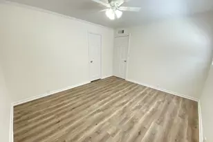 2101 Fountain View Dr, Houston, TX 77057 - Photo 20