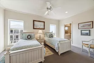 1 Blue Heron Cir Dr, Jamaica Beach, TX 77554 - Photo 16