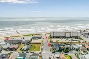 1701 17th St, Galveston, TX 77550 - Photo 2