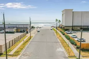 1701 17th St, Galveston, TX 77550 - Photo 16