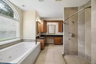 319 Mariachi St, Crosby, TX 77532 - Photo 18