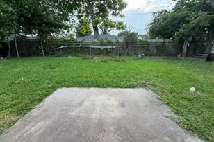 4142 Brookston St, Houston, TX 77045 - Photo 14