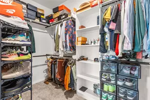 10835 Clfs Vw Dr, Rosharon, TX 77583 - Photo 8