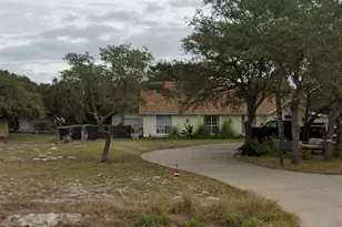 312 Griffith Dr, Rockport, TX 78382 - Photo 6