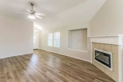 4815 Chase More Drive, Bacliff, TX 77518 - Photo 4