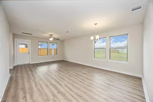819 Clear Vly Ln, Dayton, TX 77535 - Photo 2