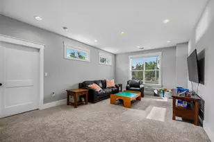 2018 Marnel Rd, Houston, TX 77055 - Photo 8