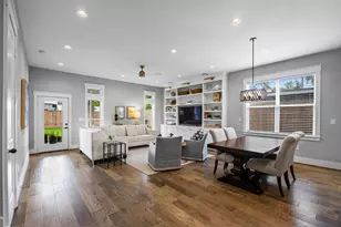 2018 Marnel Rd, Houston, TX 77055 - Photo 4