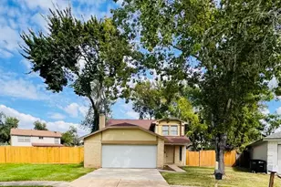 106 Land Grant Ct, Richmond, TX 77406 - Photo 2