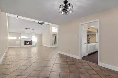 6003 Long Leaf Drive, Houston, TX 77088 - Photo 10