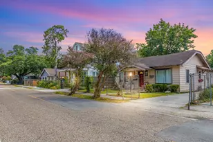 908 Northwood St, Houston, TX 77009 - Photo 2