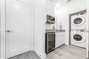 1038 Timbergrove Yards Ln, Houston, TX 77008 - Photo 6