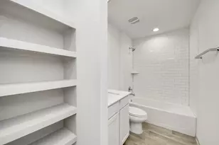 7803 Golden Rubia Ln, Rosharon, TX 77583 - Photo 10