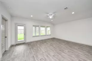 7803 Golden Rubia Ln, Rosharon, TX 77583 - Photo 28