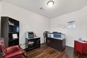 7115 Pavilion Dr, Houston, TX 77083 - Photo 6