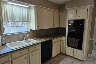 3414 Knob Hill St, Deer Park, TX 77536 - Photo 8