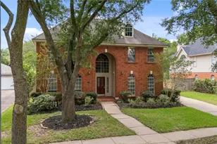 3214 Richland Dr, Sugar Land, TX 77478 - Photo 2