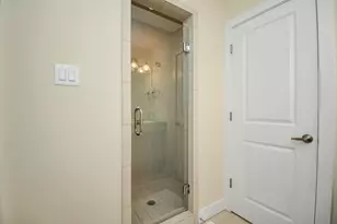 4608 Nett St, Houston, TX 77007 - Photo 24