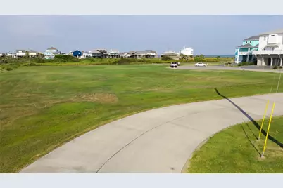 1217 Crystal Dunes Way, Crystal Beach, TX 77650 - Photo 4