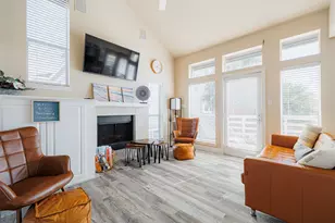 25314 Intrepid Ln, Galveston, TX 77554 - Photo 4