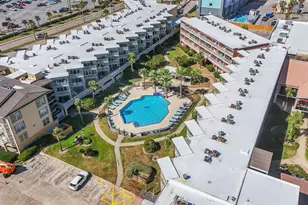 6300 Seawall Blvd, Galveston, TX 77551 - Photo 16