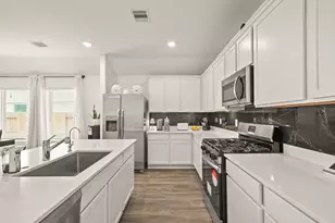 3019 Live Springs Ct, Rosenberg, TX 77471 - Photo 4