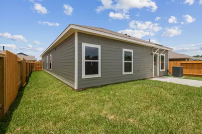 15881 Berry Hill Drive, Conroe, TX 77303 - Photo 2