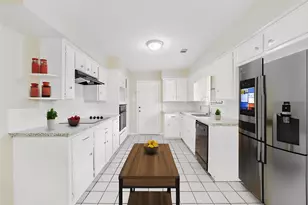 3806 Montego Dr, Baytown, TX 77521 - Photo 4