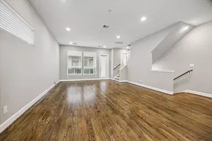 323 Eado Park Cir, Houston, TX 77020 - Photo 8