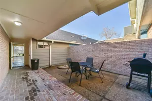 1413 Ramada Dr, Houston, TX 77062 - Photo 4